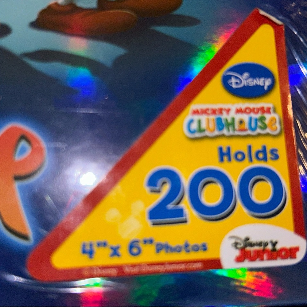 2018 Mickey Mouse Clubhouse photo album 200 4 X 6 Pictures
